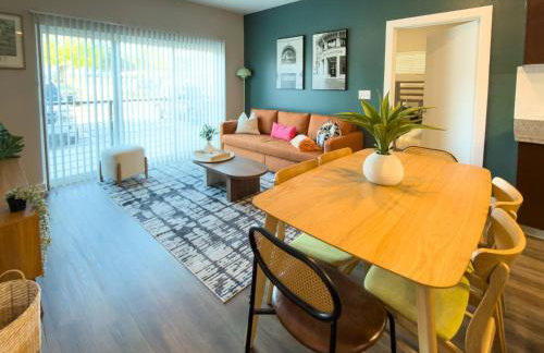 First Floor 2B2B • Pool, Gym, Dog Park • Near DTA - Foto 34