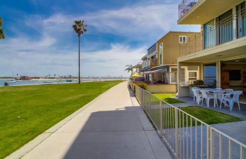 Bayside Gem - Beachfront - Vibrant - Ocean Breeze - Foto 7