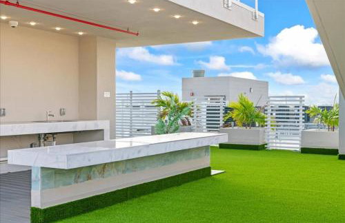 Pool & Gym | King Bed | Downtown Hollywood - Foto 25