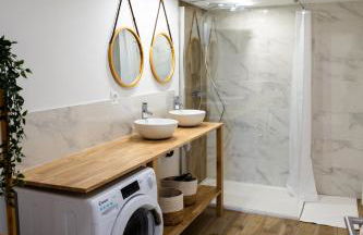 Grand loft familial 4 chambres avec parking privé - Foto 17