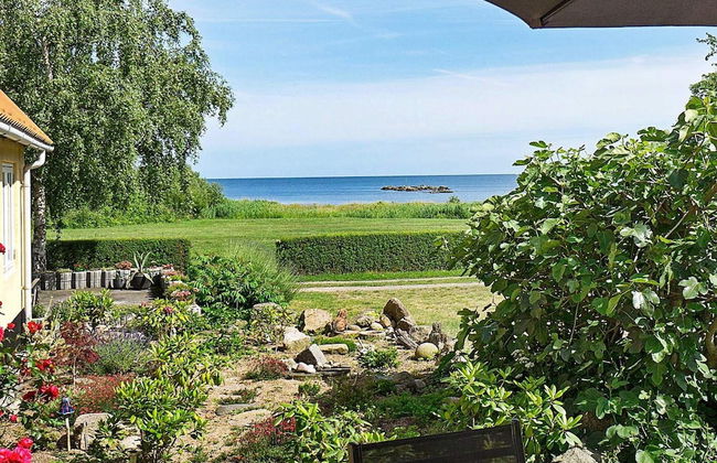 4 Person Holiday Home in Svaneke - Foto 10