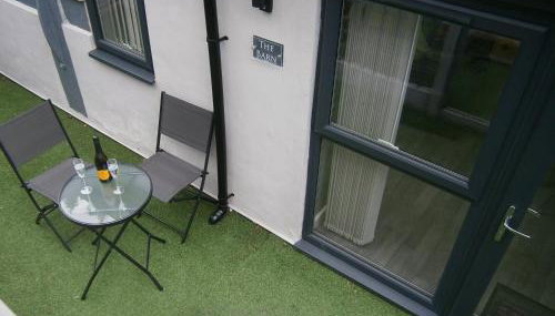The Barn - Ilkeston - 1 Bedroom Flat, 2 Beds, Close to M1-A52 Long Eaton - Nottingham - Derby - Derbyshire - 400Mbs WiFi Free Parking! - Foto 2, Garden