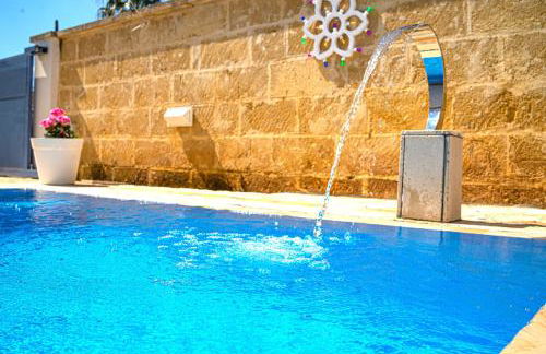 Villa Teresa Elegant & Relaxing Holiday Home with private hydro spa pool - Foto 15