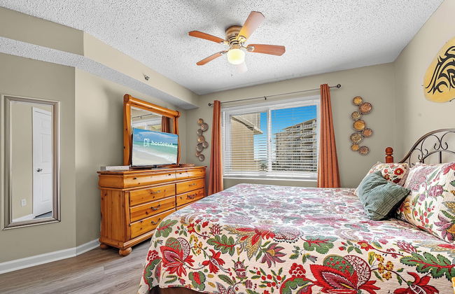 Tradewinds Condos by Hosteeva - Foto 12