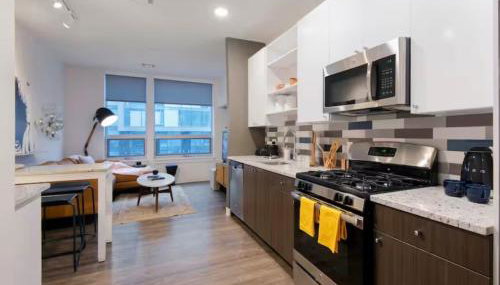 2 Bedroom Condo Cambridge With Balcony, Pool,Gym,Garage Parking - Foto 4, stove, dishwasher, toaster