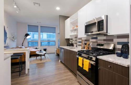 2 Bedroom Condo Cambridge With Balcony, Pool,Gym,Garage Parking - Foto 4