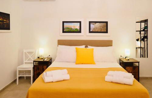 Basso 61, Cozy Oasis with Mini Pool and Courtyard - Foto 39