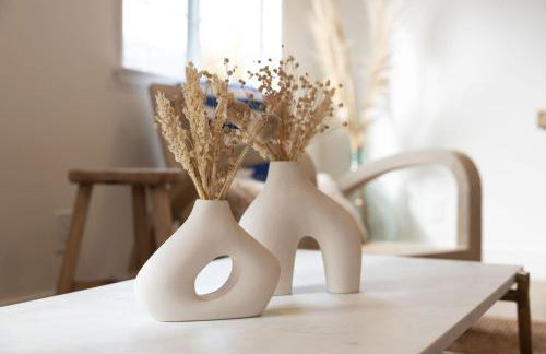 Seaside Home Modern Retreat with Breathtaking Views and Beachside Charm - Foto 6