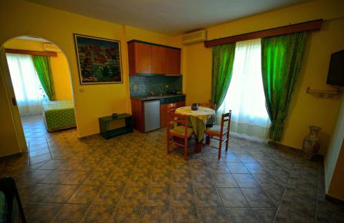 Odeon Hotel - Photo 60