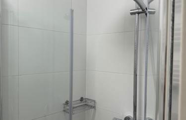 Im Tal 2 Haus - 2 WE, 5 SZ,3 Bäder, 11 Betten - Klimaanlage - Foto 24