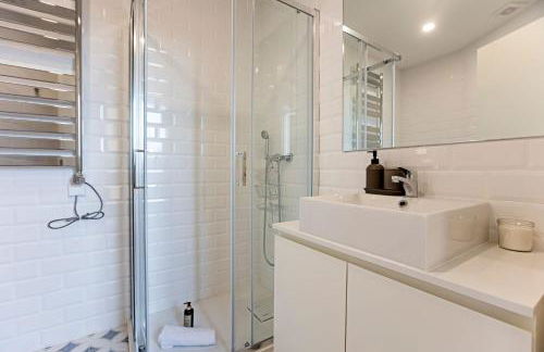 Superb Flat w Balcony and AC by LovelyStay - Foto 10