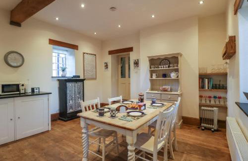 Woodlands Cottage - Photo 9