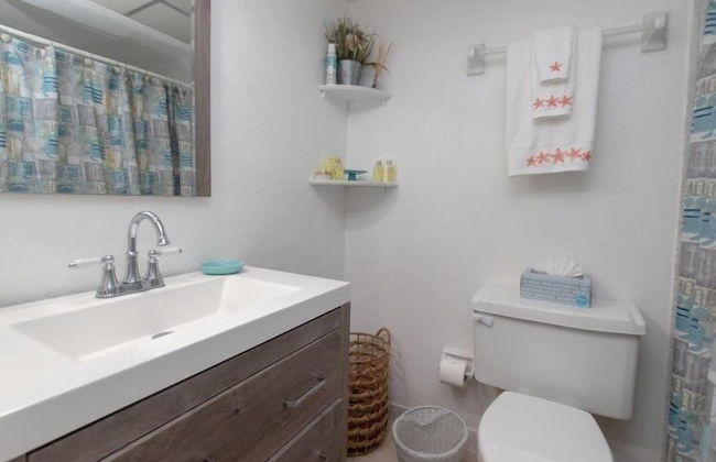 This Oceanfront Condo Is Absolutely Beautiful. 2 Bedroom Condo by RedAwning - Foto 11