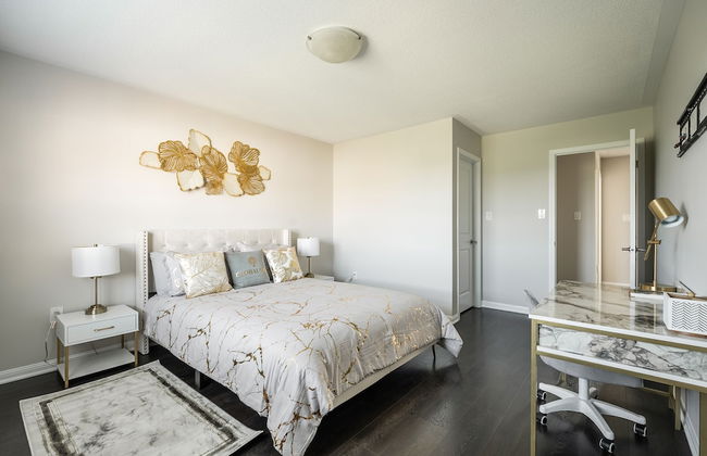 GLOBALSTAY Modern 3 BD House in Brampton - Photo 4