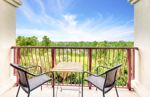 Pool*Top Floor*Forest Views*Balcony*VistaCay - Foto 3