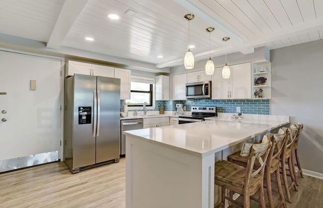 Fully Remodeled Condo with Atlantic Ocean View and Access to Private Fishing Pier by RedAwning - Foto 14