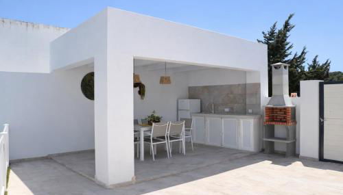 Chalet con piscina en Naveros - Foto 3