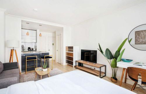 1597-2 Luxury Upper East Side Studio W&D - Foto 16
