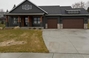 Custom Luxury Rambler in Highland Hills - Foto 37