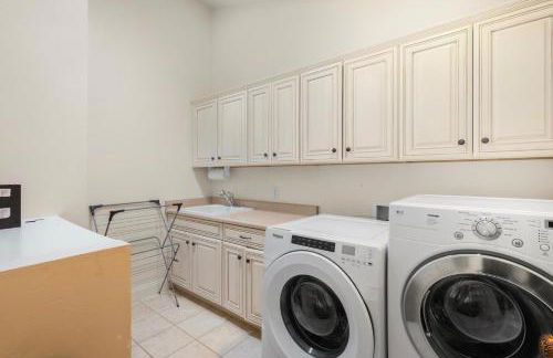 The Victorian off Main Street - Foto 25