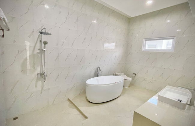 RRR Luxury Villas - Photo 21