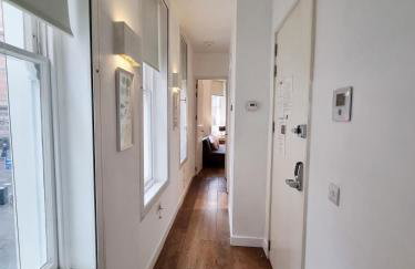 City Centre Flat near Top Sights - Foto 28