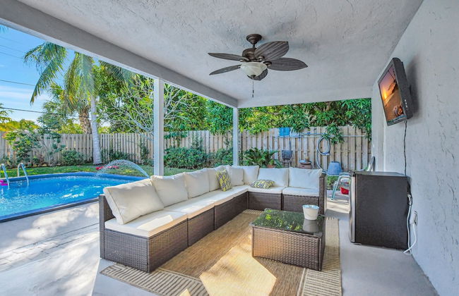 Boca Beauty - Stylish Home With Pool 3 Bedroom Home by RedAwning - Foto 44