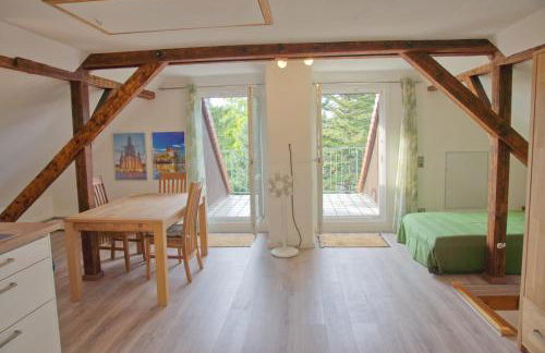 Apartment Traumzeit mit Balkon in Vorstadtvilla - Foto 3