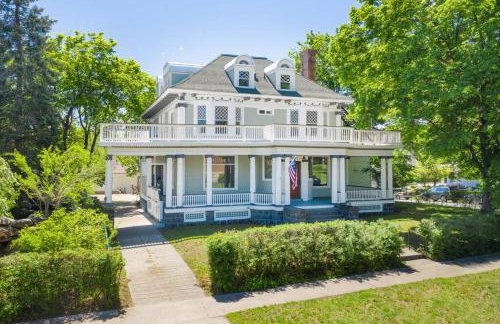 Entire Main level of Beautiful Historic Home - Foto 37