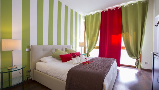 The Square Apartment - Foto 2, Habitación