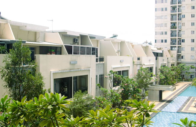 Warm And Homey Studio Room At Maple Park Sunter Apartment - Foto 16