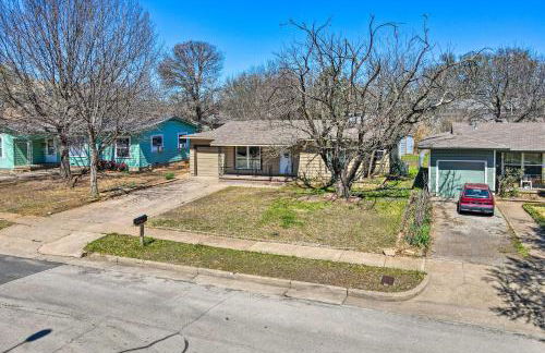 1 Mi to ATandT Stadium Downtown Arlington Home - Foto 23