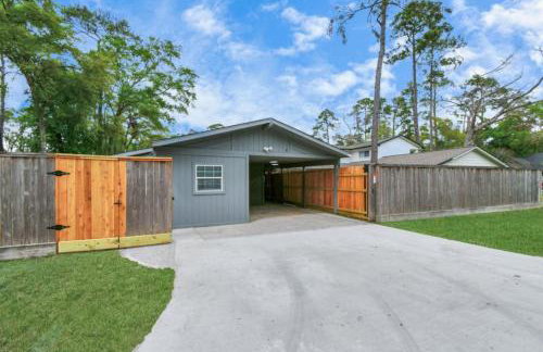 Cozy Cute Home 2BD and 1BR - Photo 27