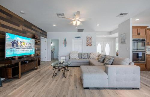 Heaven Found! Stunning River Views & Pool - Villa Island Sunset - Roelens Vacations - Foto 12