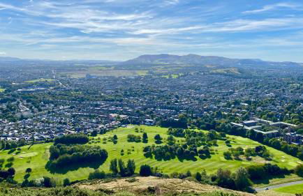 Stylish Apartment in Edinburgh 5 beds 3 Bedrooms - Photo 34