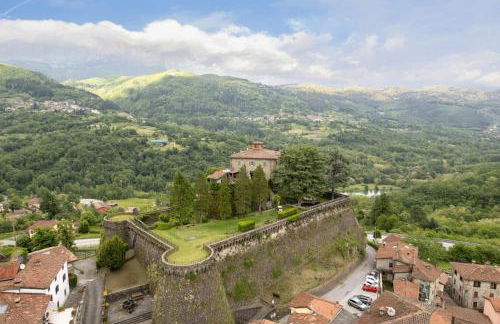 Historic Castle Overlooking Garfagnana Valley - Foto 37