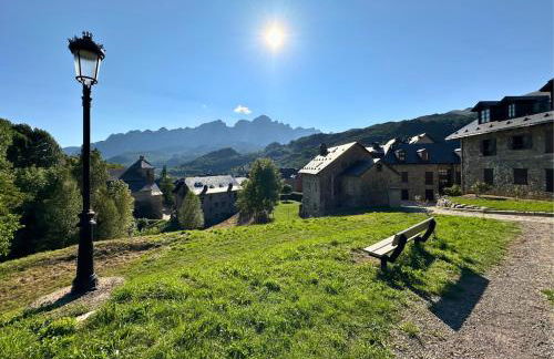 Caldares Exclusivo Ático en El Pueyo de Jaca - Foto 42