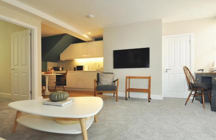 Trident Court Apartments - Photo 28