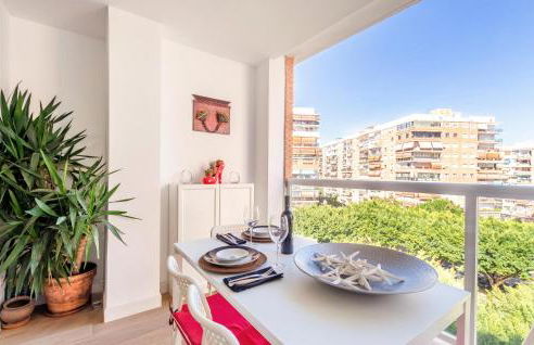 Amazing Apartment In Malaga With Wifi - Foto 7