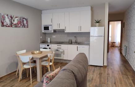 APARTAMENTOS TURISTICOS LAS CANDELAS - Photo 15