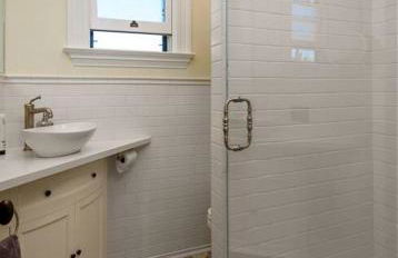 Upscale Downtown Home Walk to Beach shops Bars 2 - Photo 10