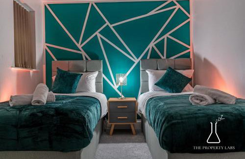 Luxury Birmingham City Centre Townhouse with BALCONY- Sleeps 10 - FREE Parking - Perfect for Contractors, Business Travellers, Families and other Groups - Near Bullring, Newstreet, Selfridges, NEC, NIA & Birmingham airport - Photo 43