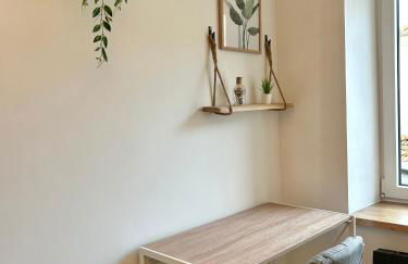 Le Chardon- appartement 2chambres- avec stationnement - Foto 9