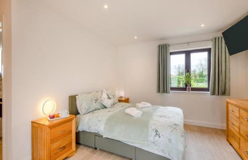 Bumble Bee Farm - Foto 11