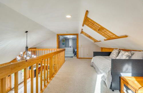 Keuka Lake Cabin with Boat Dock Access and Fire Pit! - Foto 14