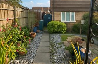 Modern 3 Bedroom Home, Free Parking, Garden, Sleeps 7 - Photo 33