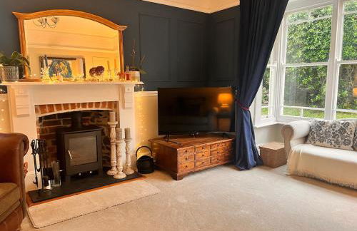 House in Appledore with Hot Tub and own parking - Foto 15