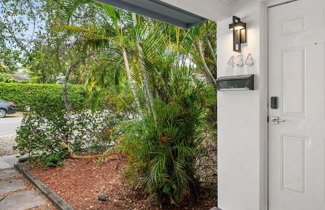 Uhost AI Stylish 1BR Bright Space w Patio - Foto 27