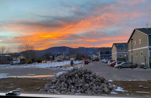 New 3 Bedroom Townhome with Mountain Views - Foto 8