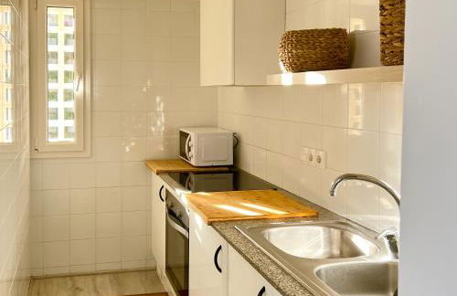 Beachfront, Sea views, Terrace and Parking! - Foto 9